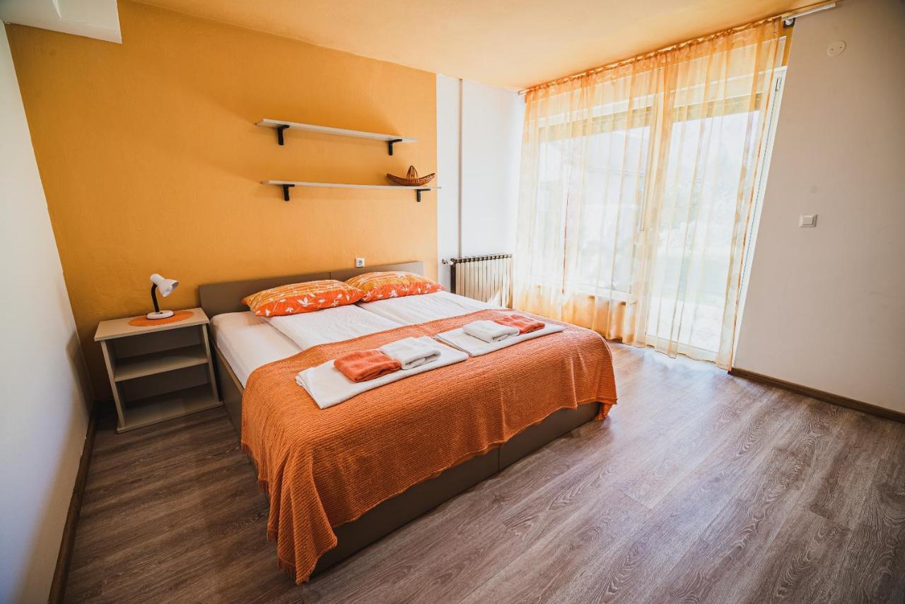 Apartma Rombon Brdo With Free Onsite Parking