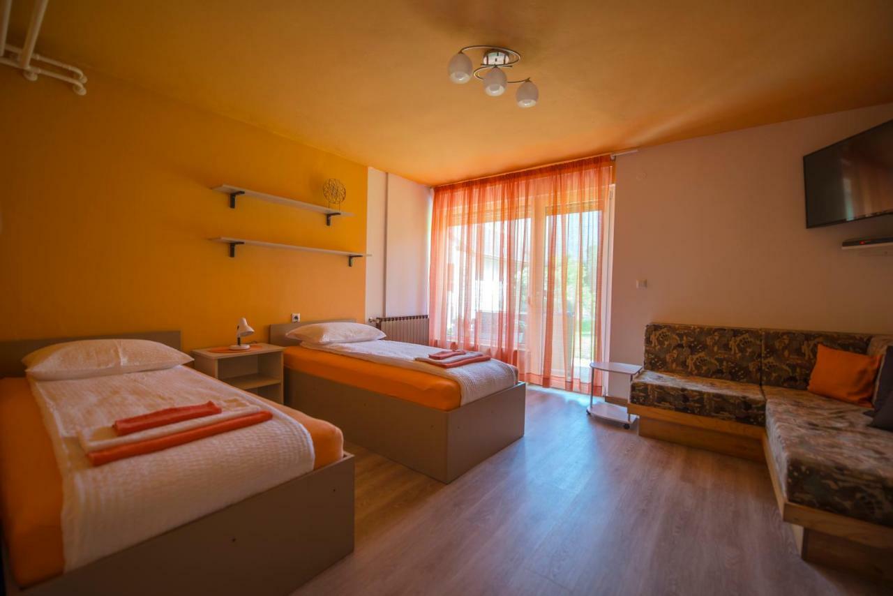 Apartment Apartma Rombon Brdo With Free Onsite Parking